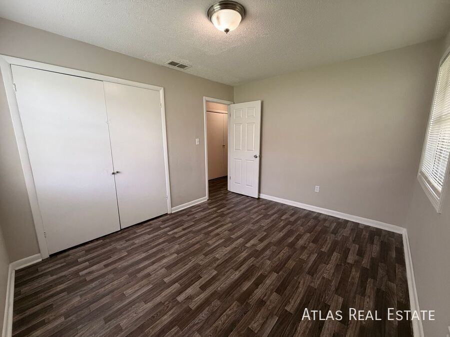 172 Elkview Dr - Photo 7 of 15