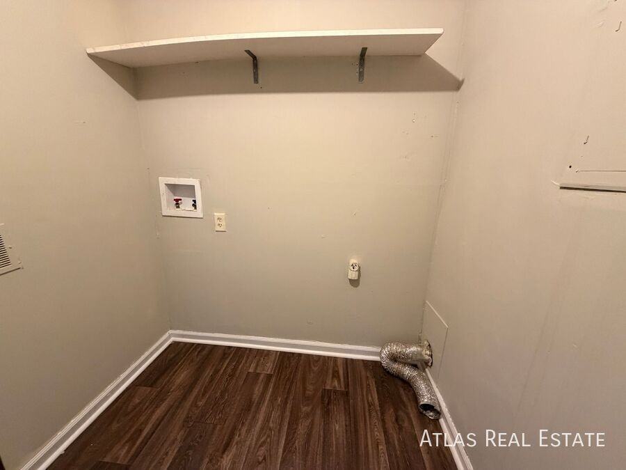 350 N Bluff Rd - Photo 5 of 18