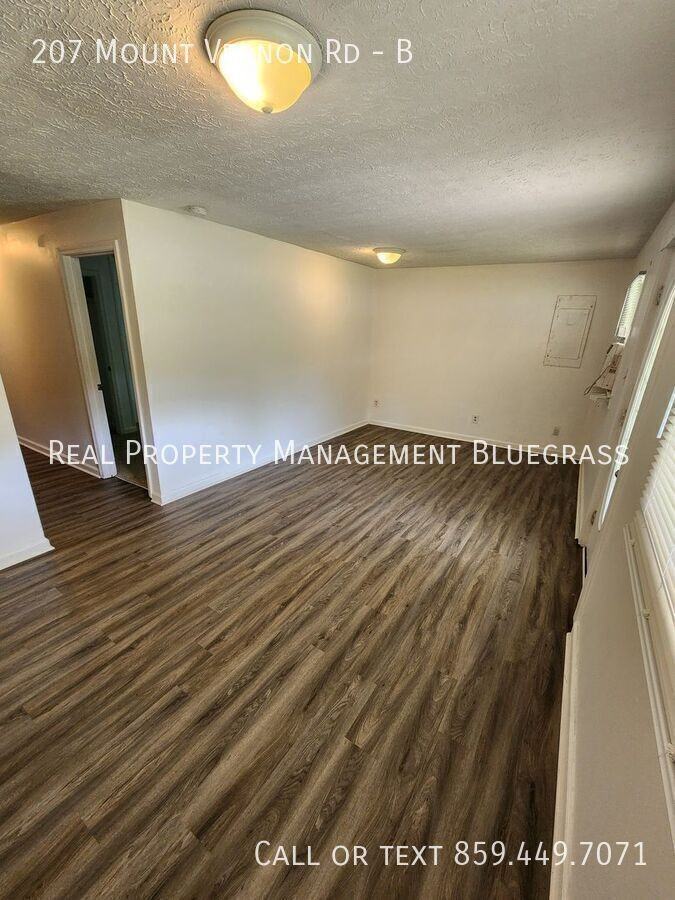 207 Mount Vernon Rd #B - Photo 3 of 12