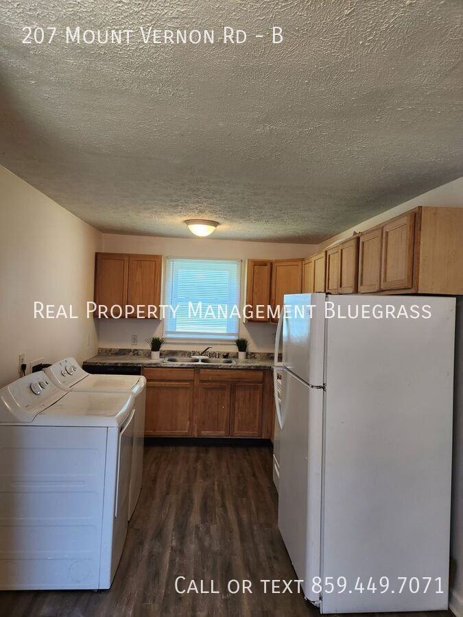 207 Mount Vernon Rd #B - Photo 7 of 12