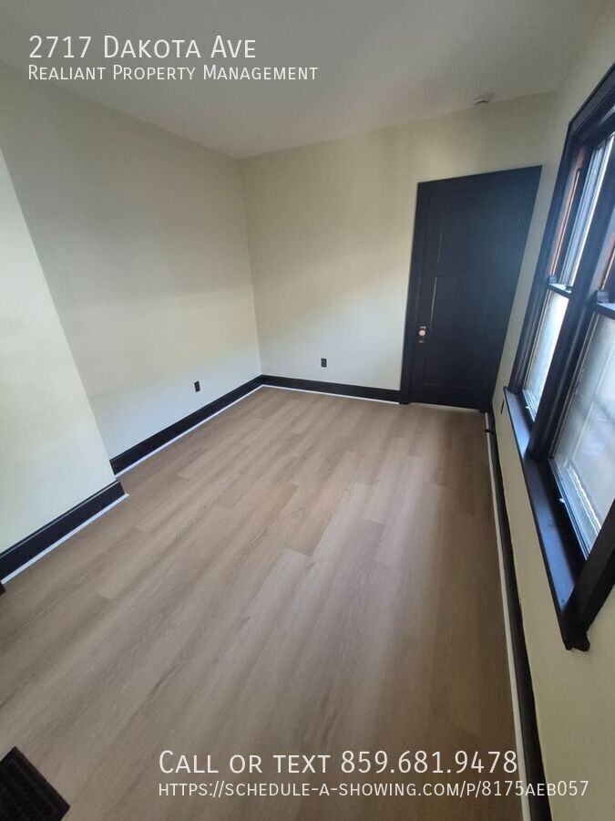 2717 Dakota Ave - Photo 4 of 15