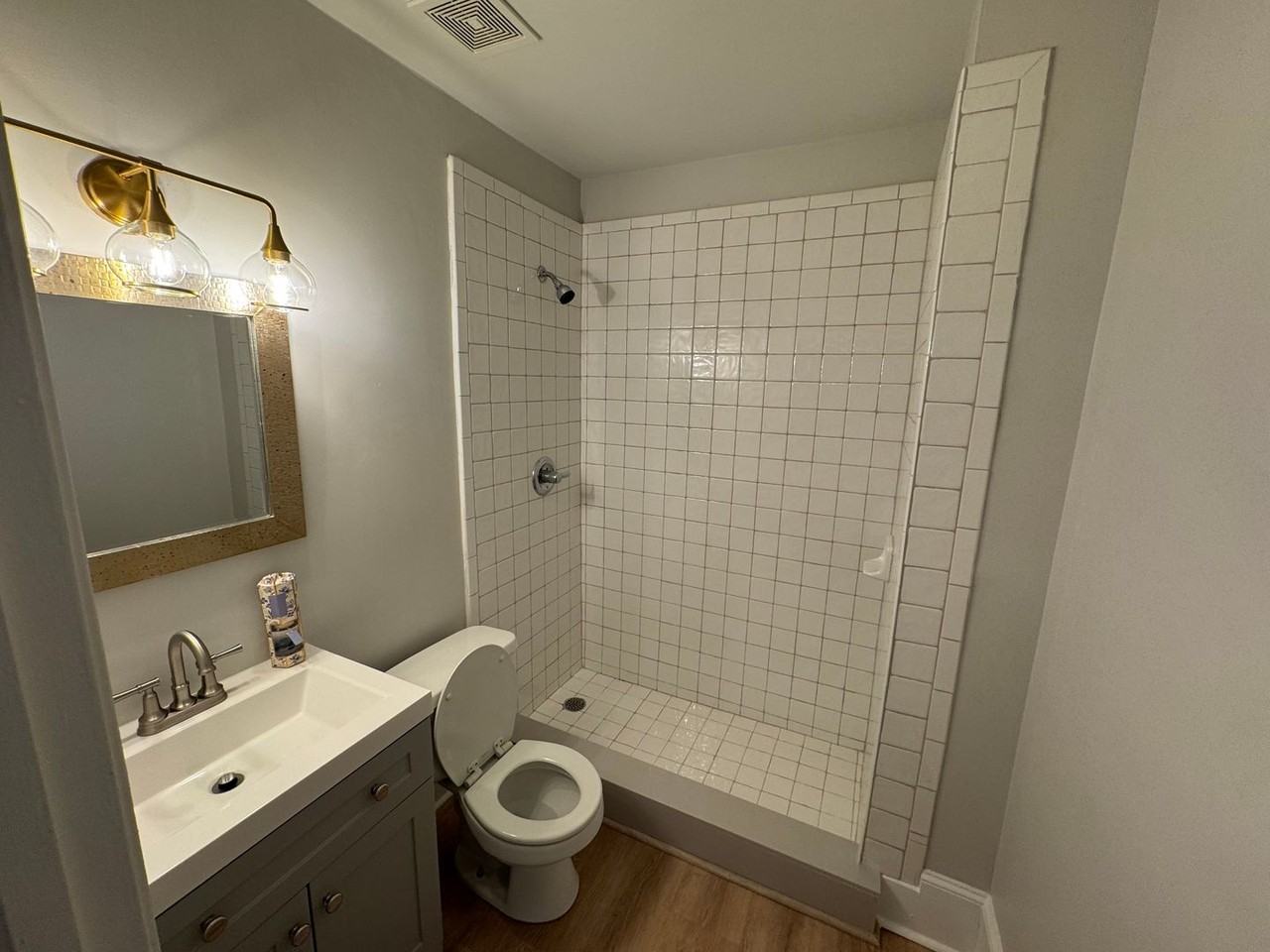 3027 Lindsay St - Photo 5 of 9