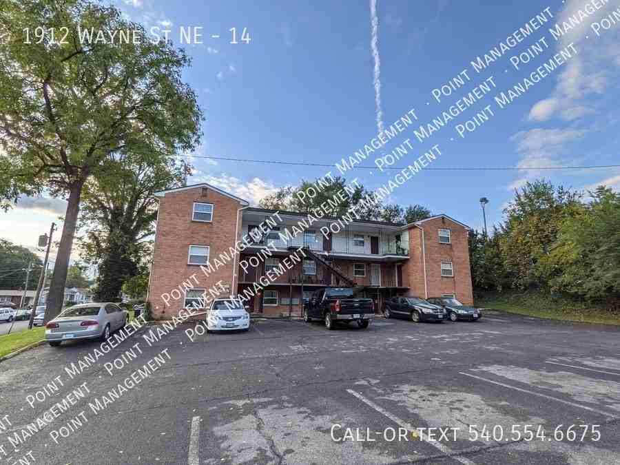 1912 Wayne St Ne #14 - Photo 7 of 7
