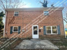 featured image of 1626 Redwood Rd Se #B