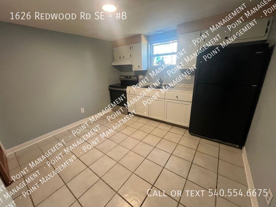 1626 Redwood Rd Se #B - Photo 5 of 7