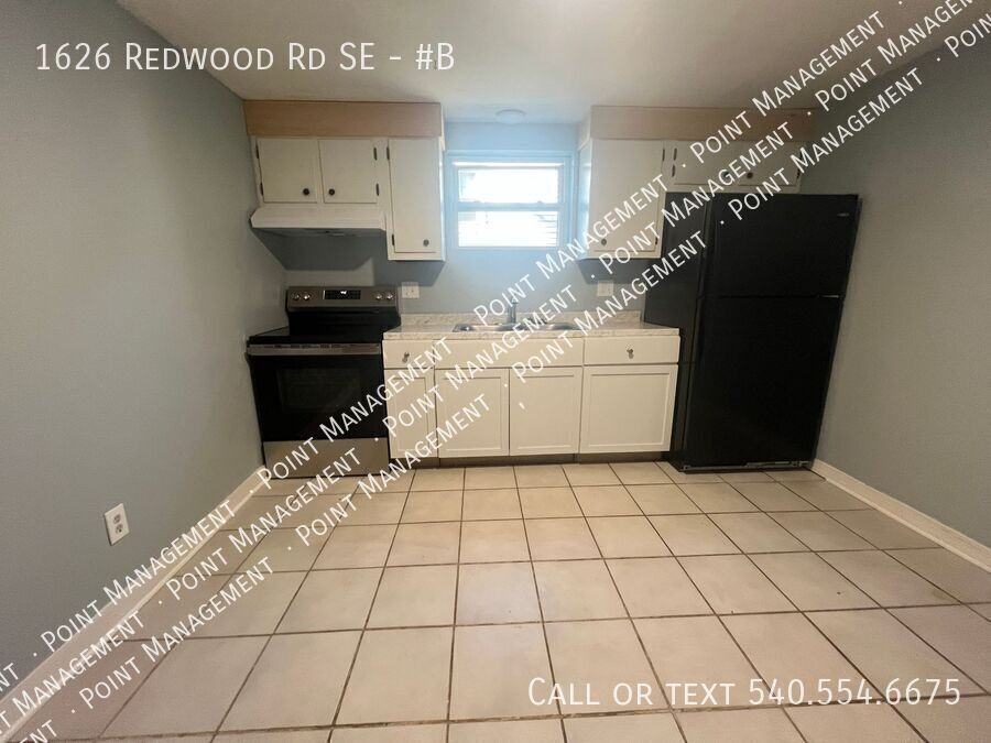 1626 Redwood Rd Se #B - Photo 6 of 7