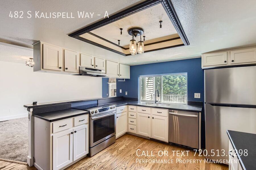 482 S Kalispell Way #A - Photo 6 of 28