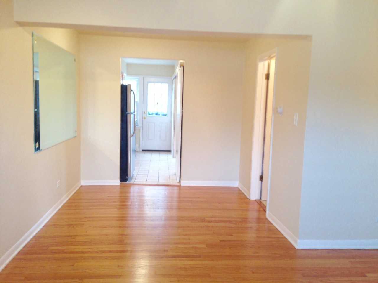 4700 N Ashland Ave #2 - Photo 5 of 14