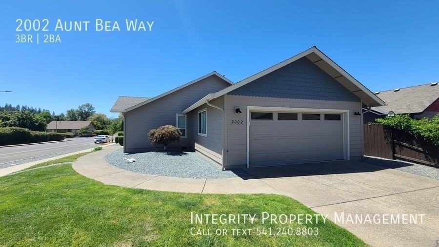 2002 Aunt Bea Way - Photo 4 of 19