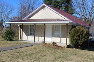 featured image of 215 Bettie St