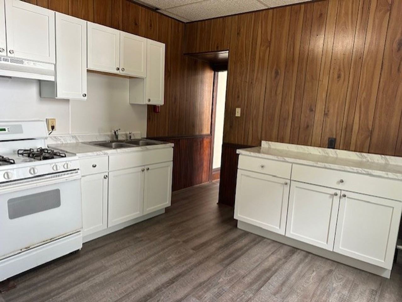 154 Conestoga St - Photo 7 of 15