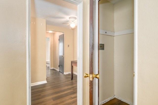 527 Corona Ave #A - Photo 6 of 17