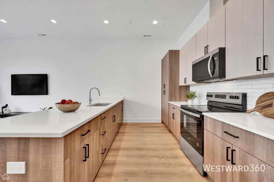 1626 W Hastings St #100 - Photo 5 of 18