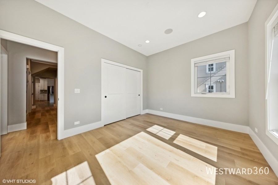 240 S Brainard Ave #2 - Photo 6 of 21