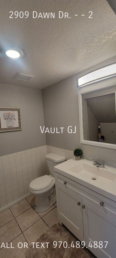 2909 Dawn Dr #2 - Photo 3 of 8