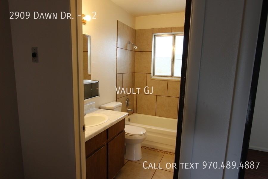 2909 Dawn Dr #2 - Photo 7 of 8