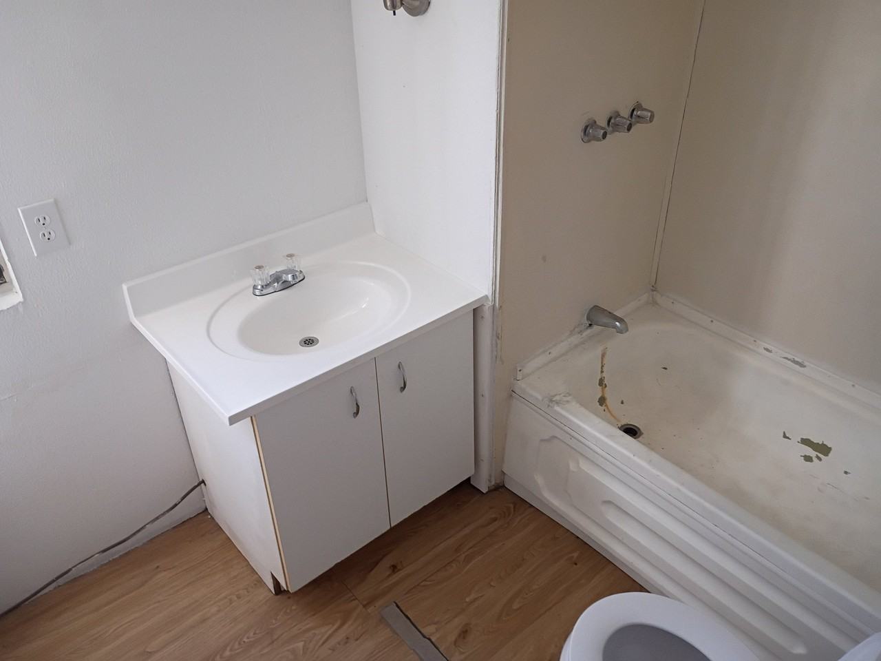 767 Espanola Ave #13 - Photo 3 of 8