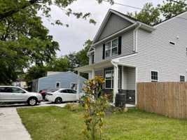 featured image of 3313 Marne Ave