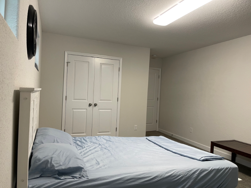 3313 Marne Ave - Photo 5 of 9