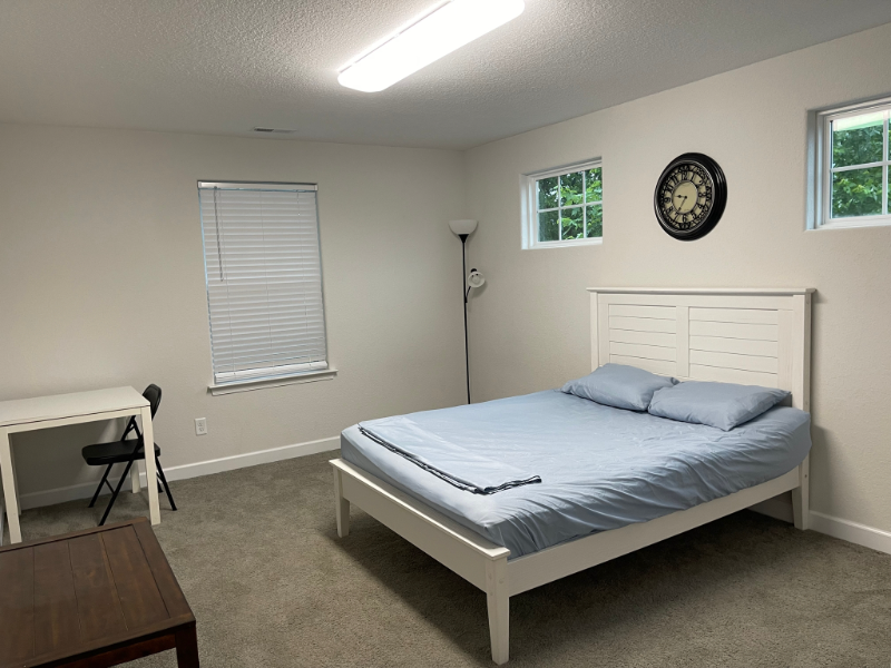 3313 Marne Ave - Photo 6 of 9