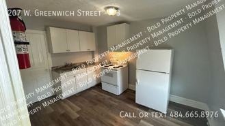 207 W Greenwich St #3 - Photo 1 of 1