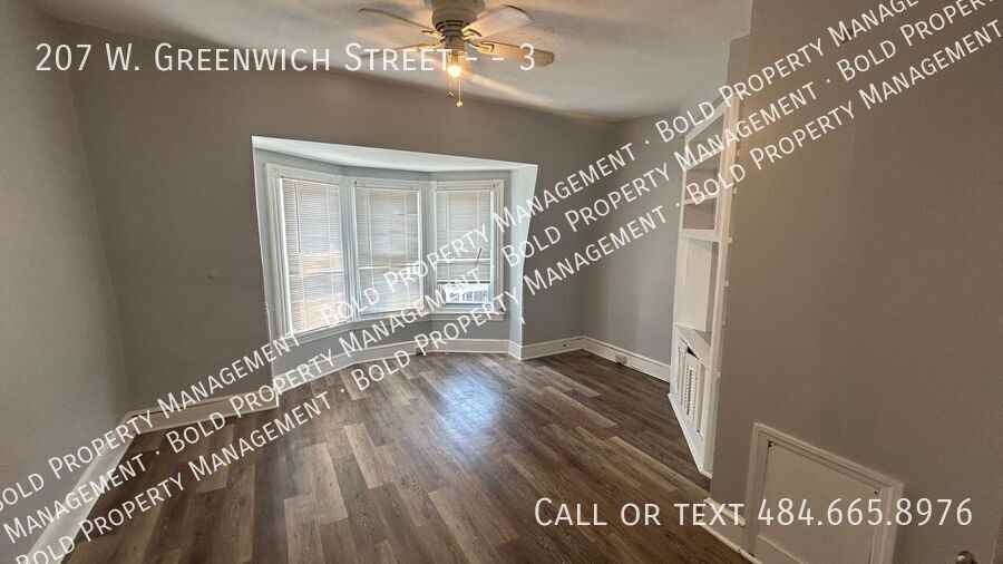 207 W Greenwich St #3 - Photo 6 of 7