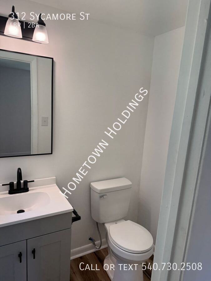 312 Sycamore St - Photo 4 of 23