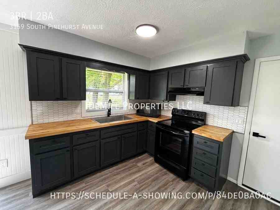 3159 S Pinehurst Ave - Photo 5 of 26