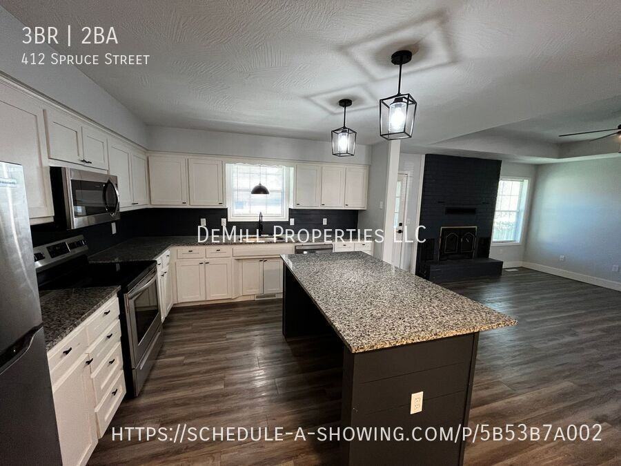 412 Spruce Ave - Photo 7 of 27