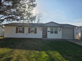 featured image of 4712 Devonshire Dr