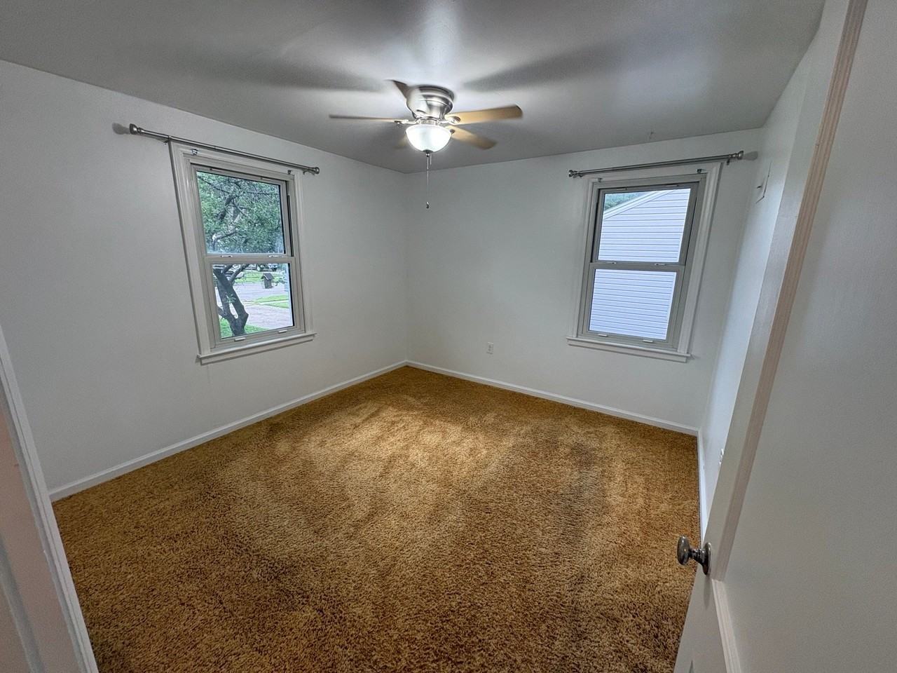 1305 Nw 2nd St - Photo 7 of 12