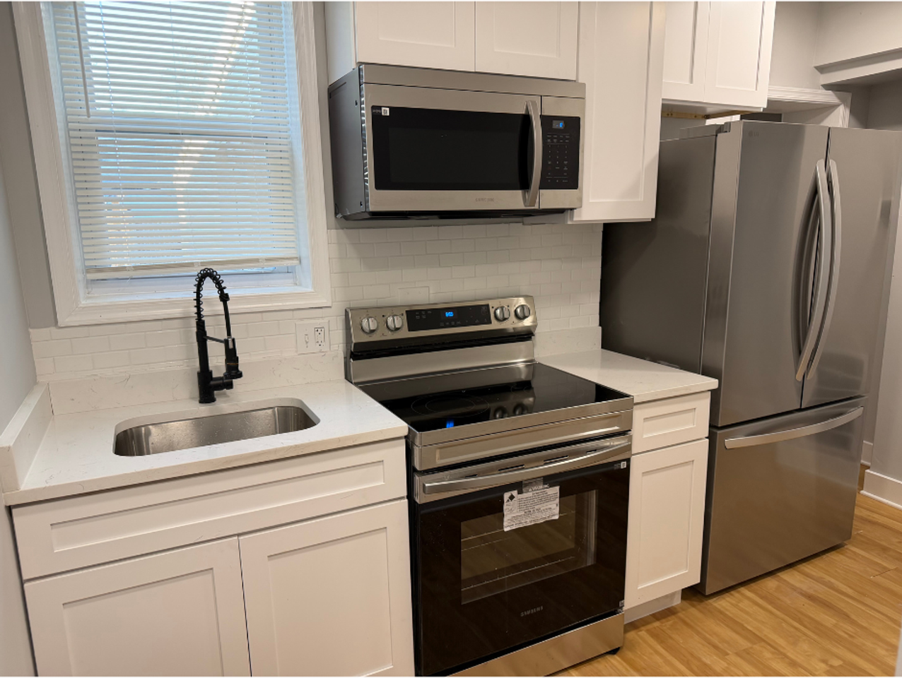 1628 Benhill Ave - Photo 3 of 15