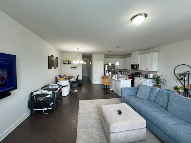 269 Netherlands Blvd - Photo 3 of 13