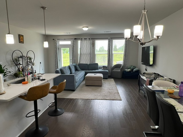 269 Netherlands Blvd - Photo 4 of 13