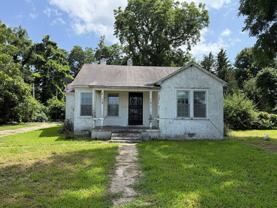 1117 W Semmes Ave - Photo 1 of 1