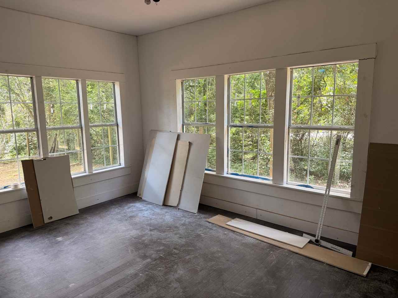 521 Feagin Dr - Photo 3 of 7