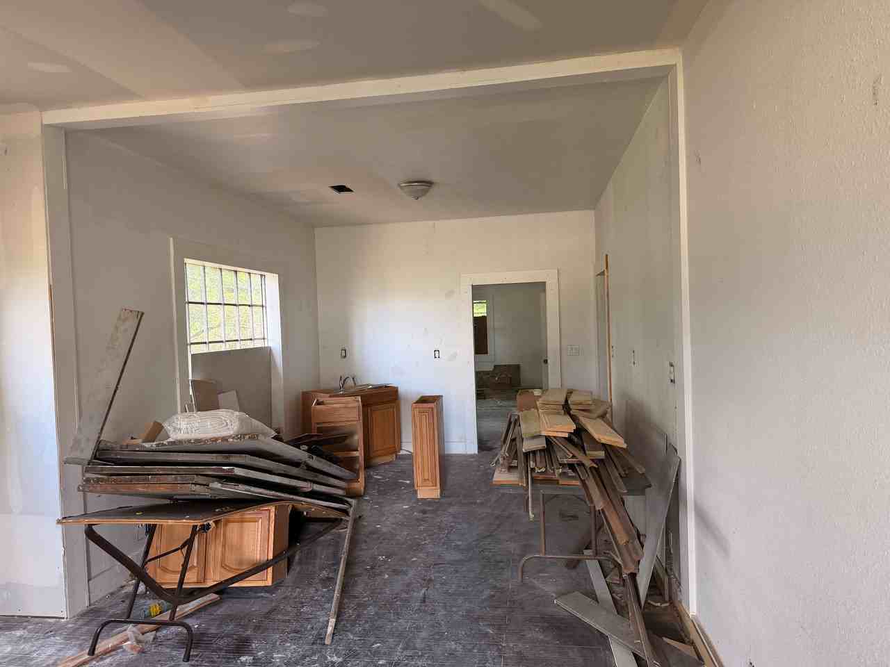 521 Feagin Dr - Photo 6 of 7