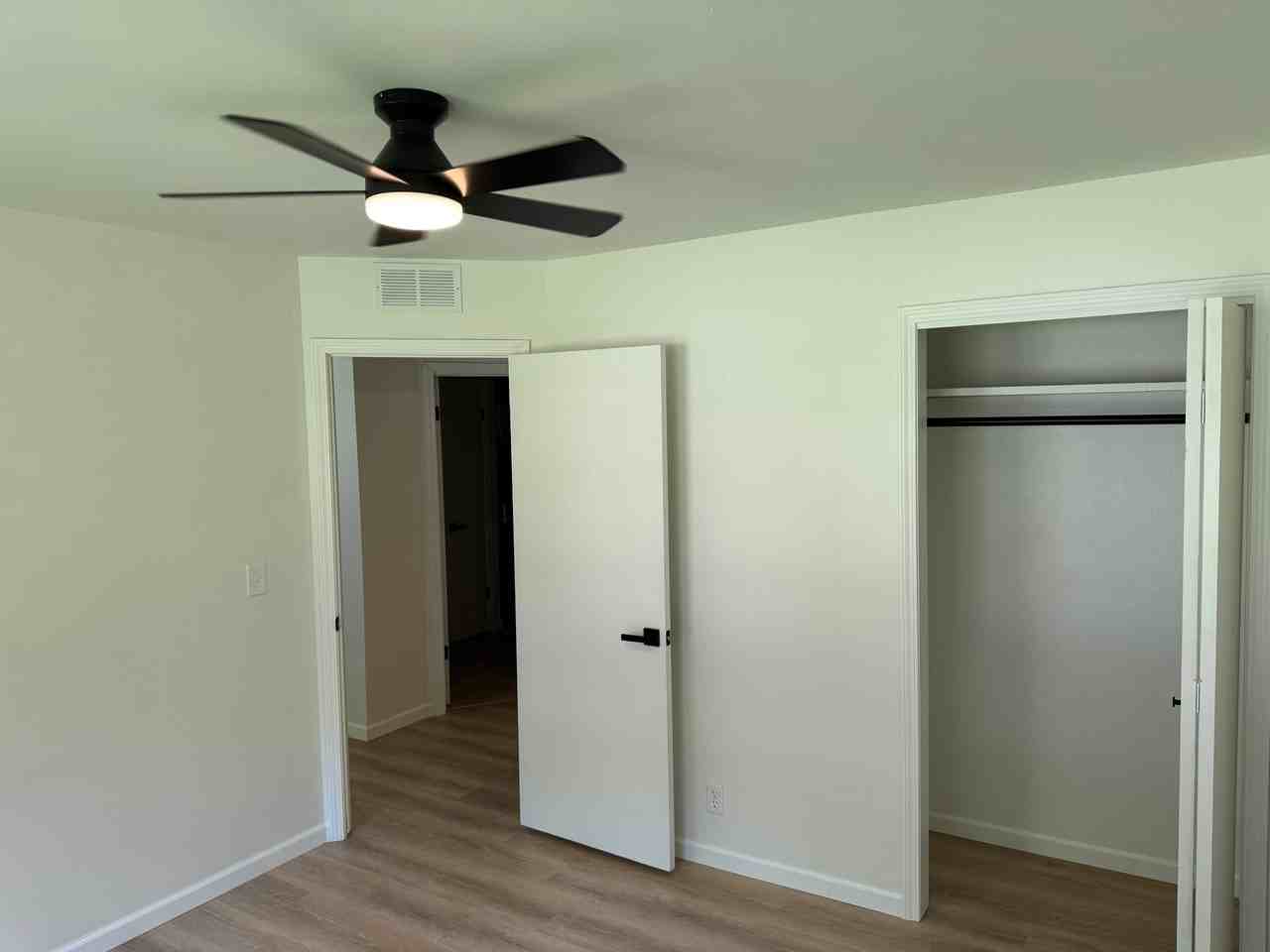 18068 Meyers Dr - Photo 6 of 15