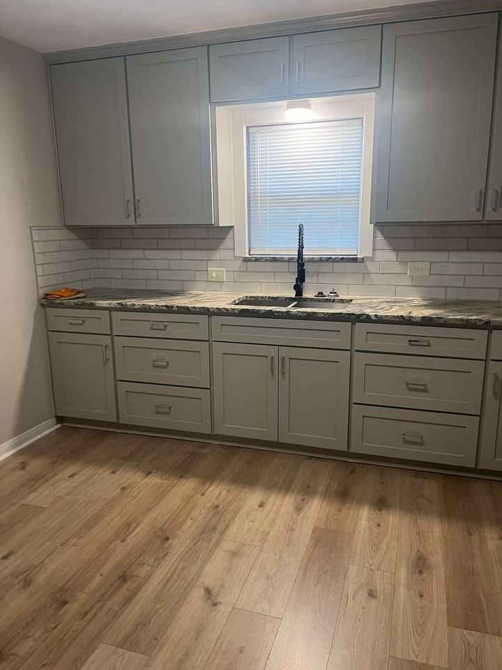 809 4th Ave N - Photo 3 of 20