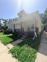 featured image of 428 S Clemens Ave #1