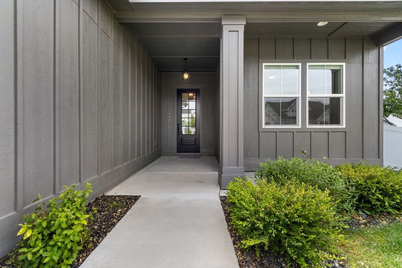 207 W Wrangler St #1 - Photo 5 of 48