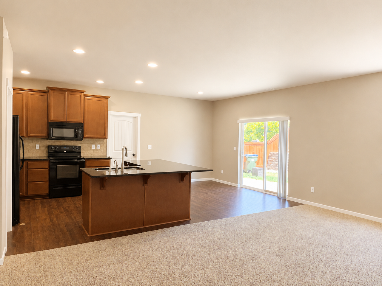 3918 Southlake Dr Se #1 - Photo 5 of 46