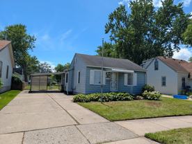 21712 Lakeview St - Photo 1 of 1