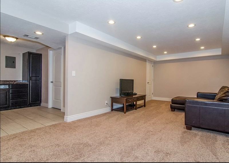 6007 S Ginger St - Photo 3 of 5