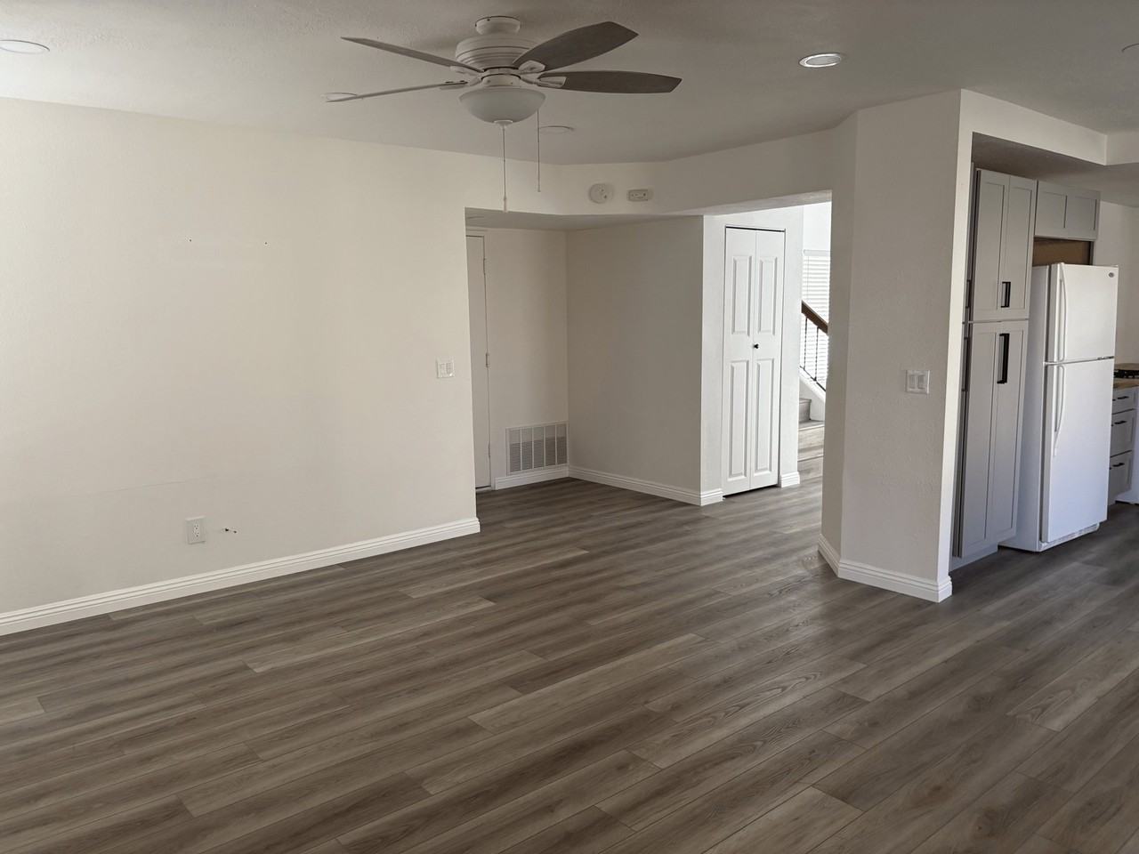 44348 27th St W - Photo 7 of 15
