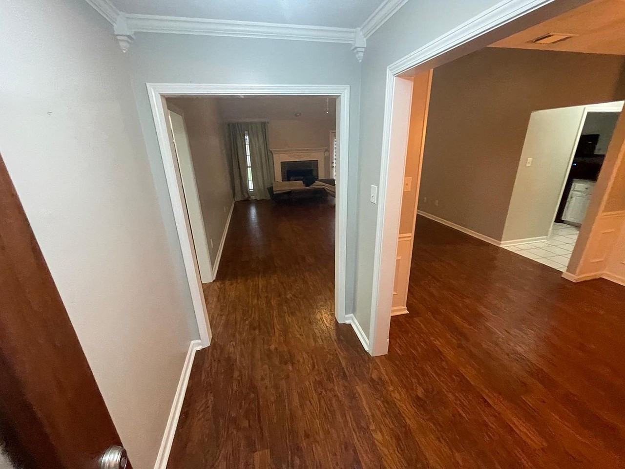 1717 Point West Dr - Photo 3 of 20