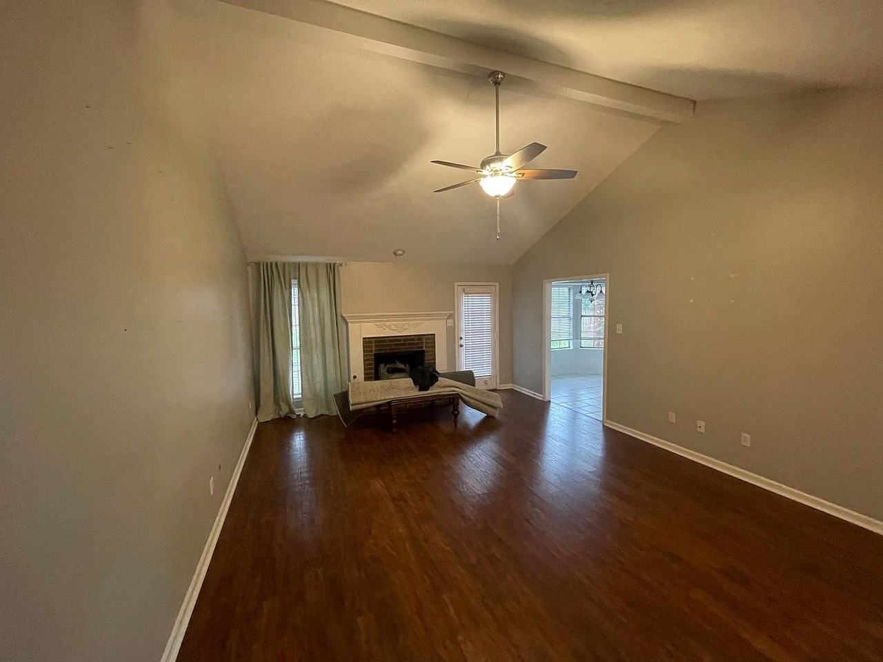 1717 Point West Dr - Photo 5 of 20