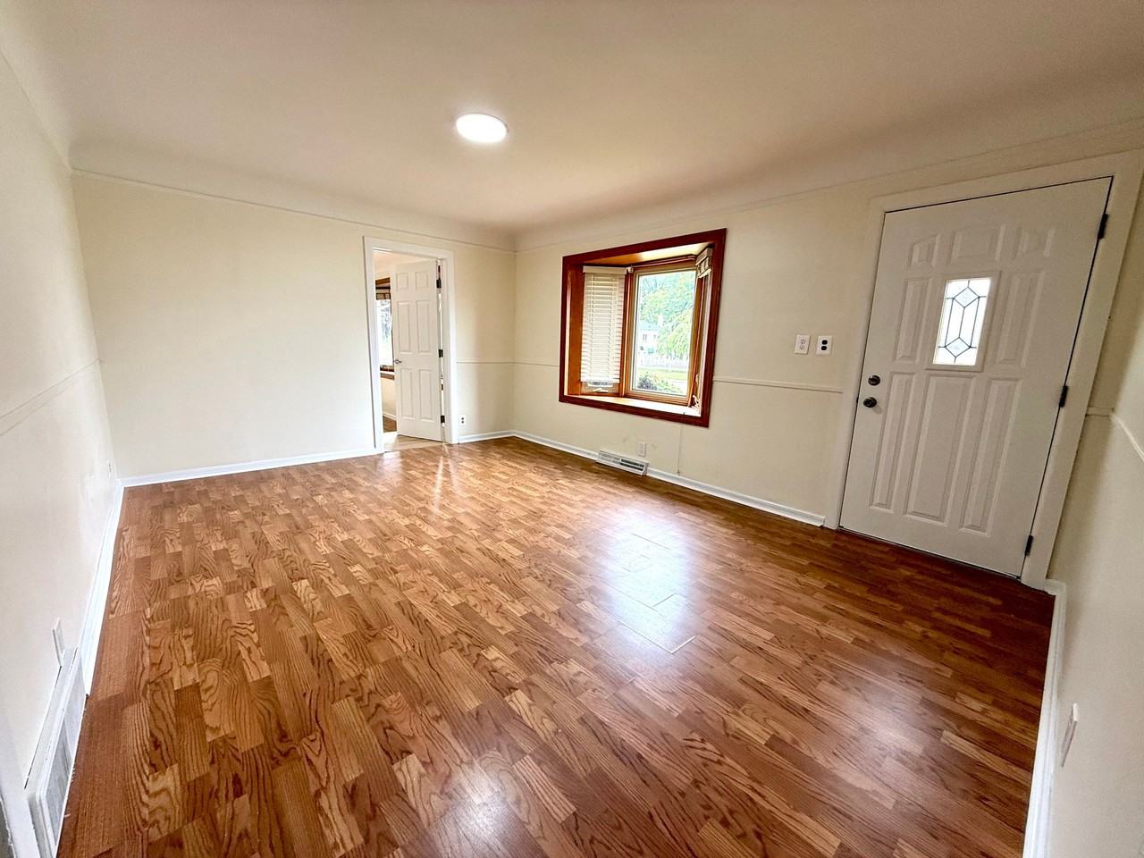 17268 Horger Ave - Photo 4 of 19