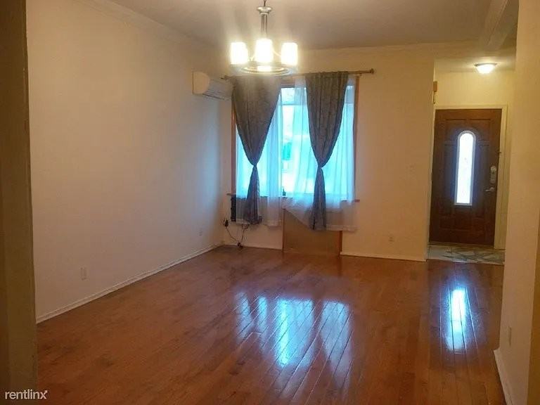 2490 E 21st St #2 - Photo 6 of 9