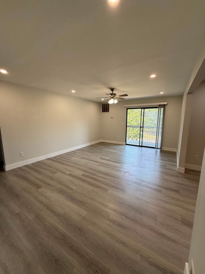 1255 Route - Photo 3 of 11